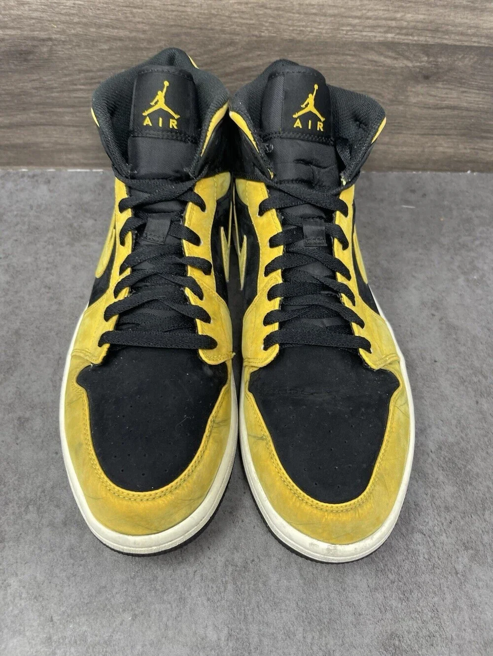 Air Jordan 1 Mid Reverse New Love Mens Size 12 Yellow Black 554724-071